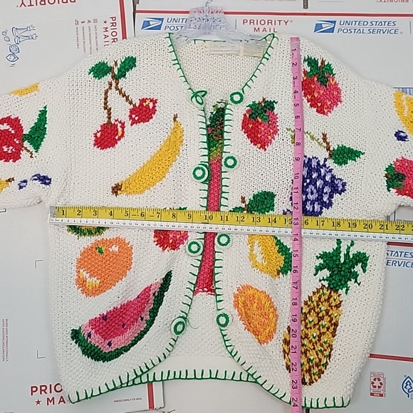The Eagle's Eye vintage handkint fruit banana strawberry watermelon cardigan - Picture 11 of 11